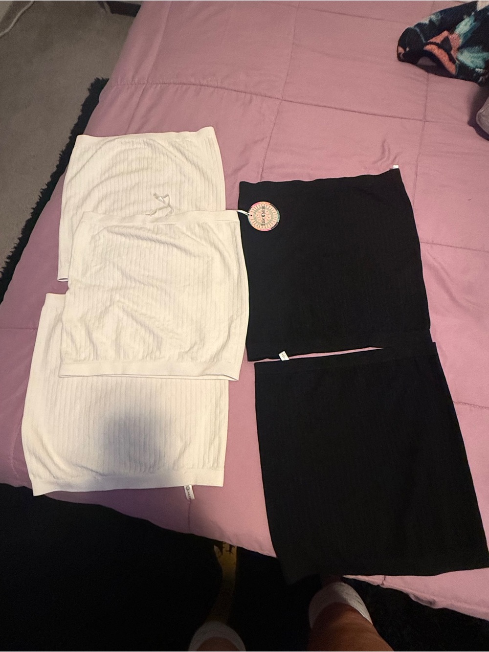5 Women’s Ribbed Tube Tops - Black & White